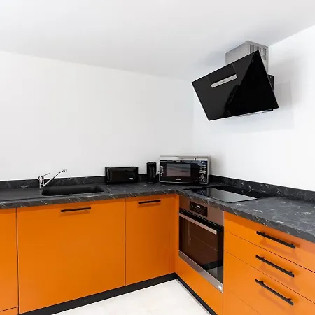 2 - Cuisine - Parking شقة Saint-Raphaël