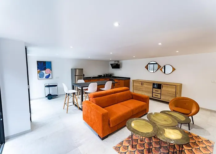 2 - Cuisine - Parking Apartamento Saint-Raphaël