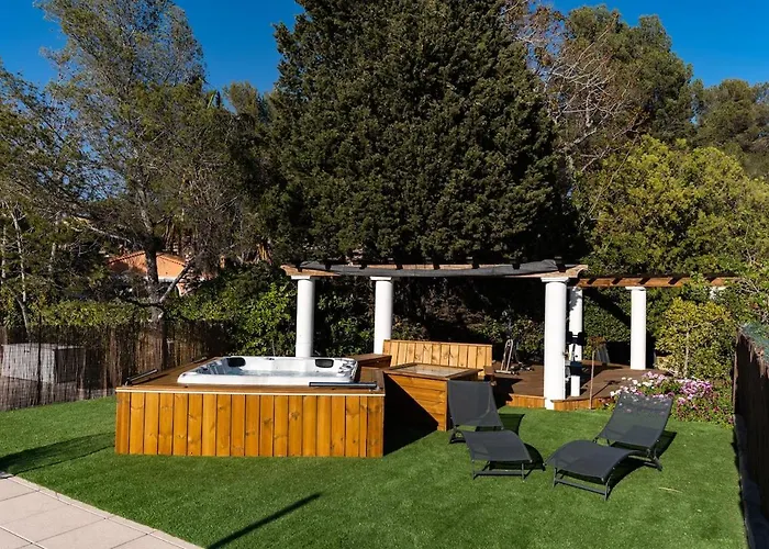 2 - Cuisine - Parking * Saint-Raphaël