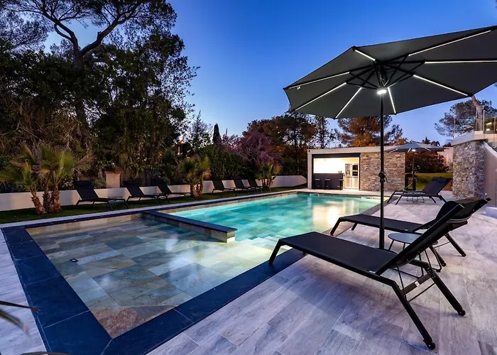 Διαμέρισμα 2 - Cuisine - Parking Saint-Raphaël